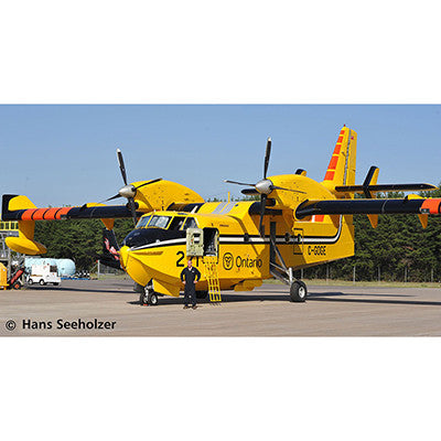 REVELL 04998 1/72 Canadair CL-415