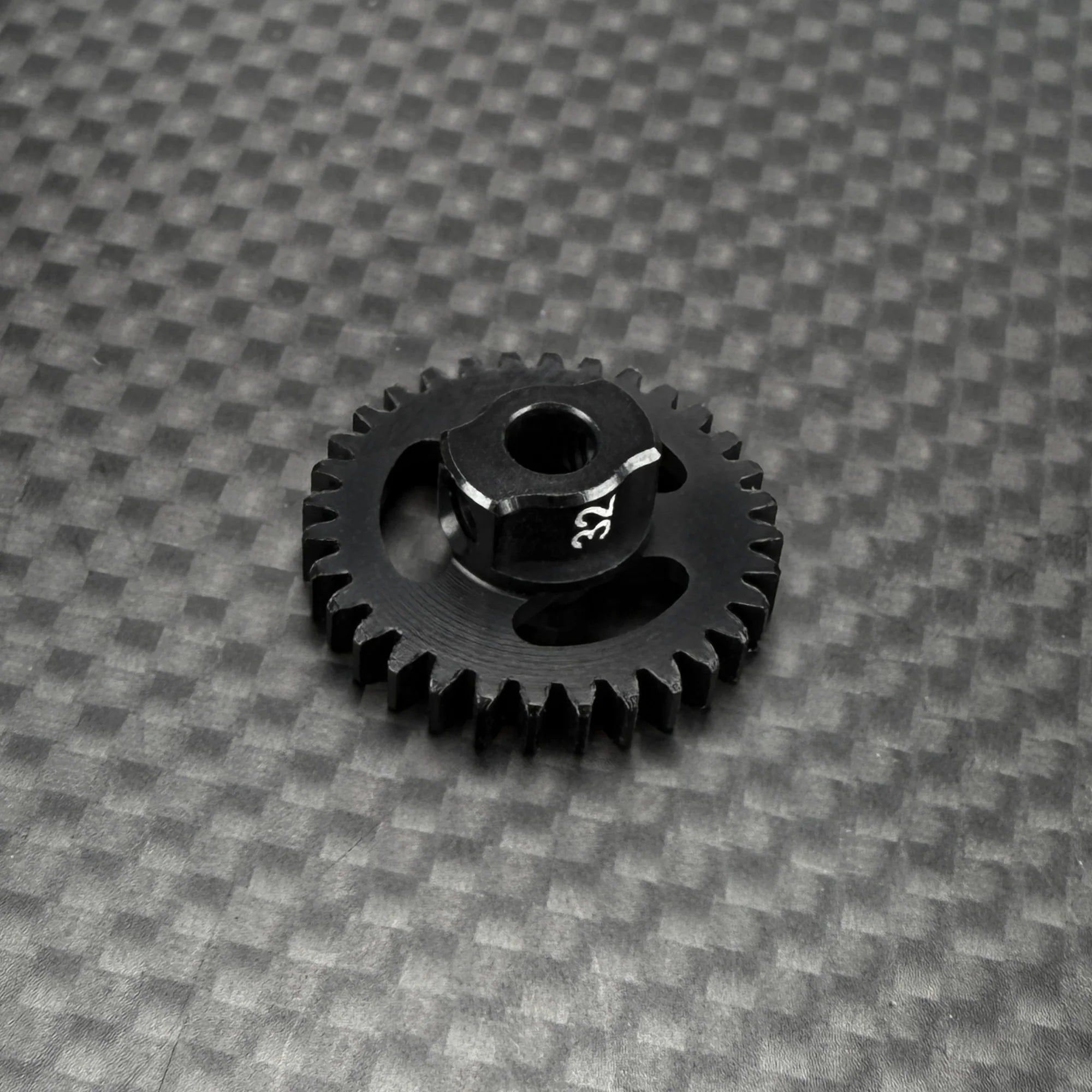 R1WURKS 900295-32B 48P Ultra Light Weight Aluminum Pinion Gear 32T Black