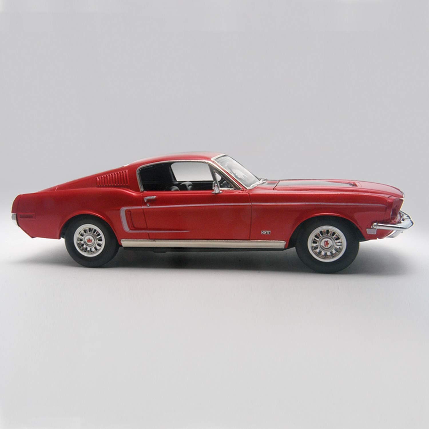 REVELL 85-4215 1/25 1968 '68 Mustang GT 2'n1
