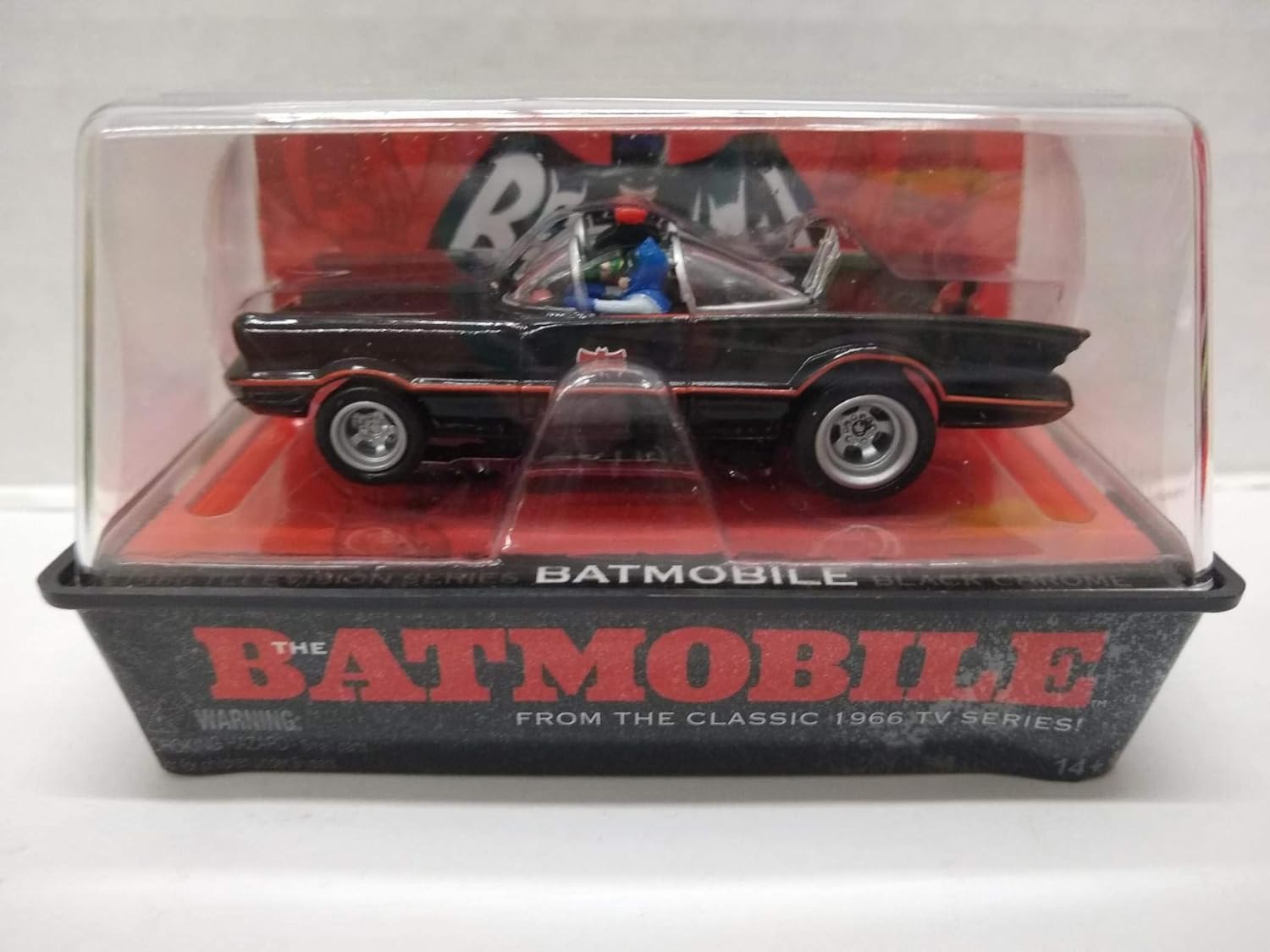 AUTO WORLD 00185 Batman Classic 1966 TV Series Bat car HO Scale Electric Slot Car