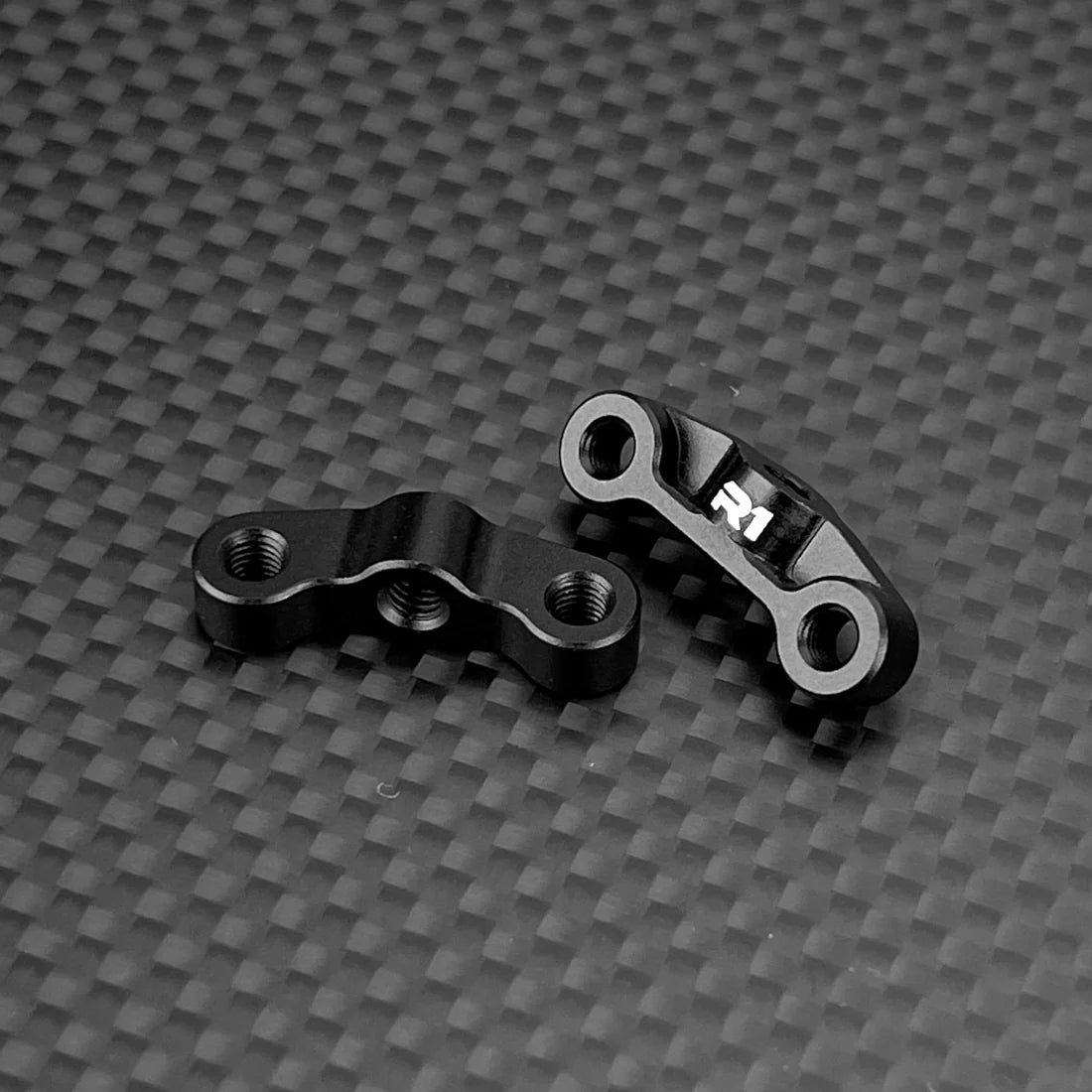 R1WURKS 900100 (B7 / B84 Series) Link Mounts, +1mm, Black