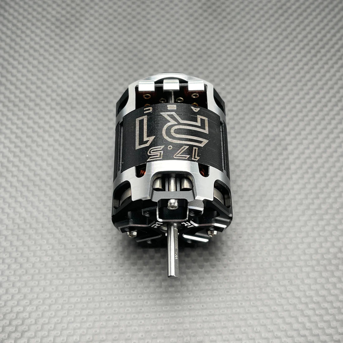 R1WURKS 020182 V30 17.5T (2025 ROAR Approved) SKU: 020182