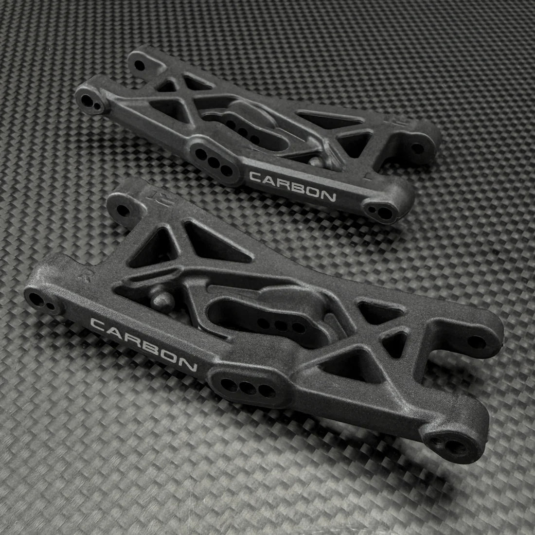 R1WURKS 920315 R1B Carbon Front Suspension Arms