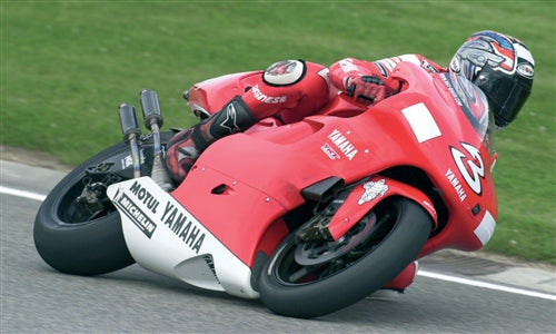ITALERI 4502 Yamaha YZR 500