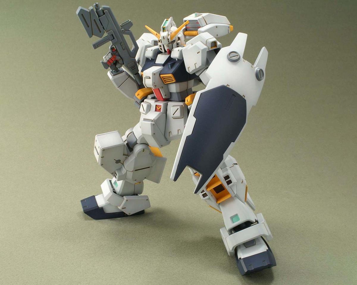 BANDAI BAN5055608 HGUC 1/144 #56 RX-121-1 Gundam TR-1 "Advance of Zeta" Plastic Model Kit (Hazel Custom)