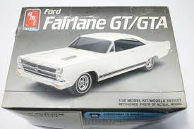 AMT 6926 Ford Fairlane GT/GTA