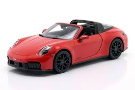 Maisto 31470 1/18 Porsche 911 Targa 4 GTS