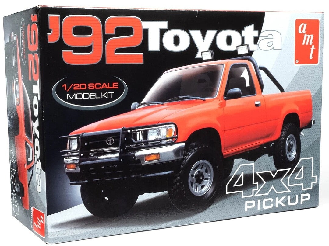 AMT 1425 1/20 1992 Toyota 4X4 Pickup