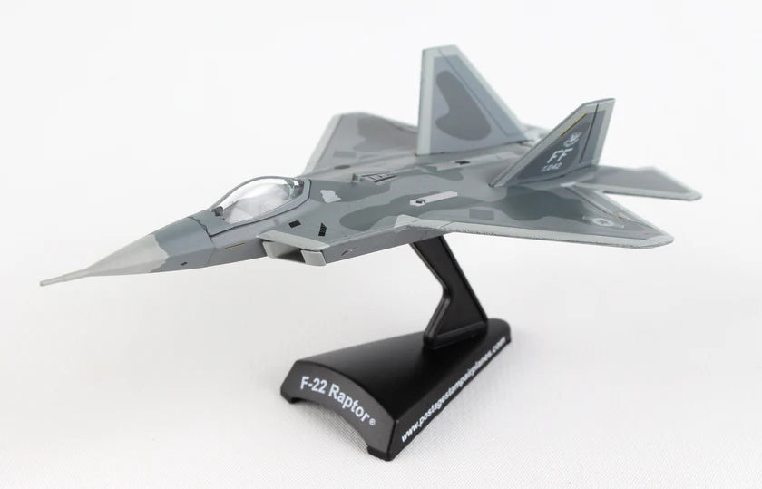 DARON PS5382-1 POSTAGE STAMP F-22 USAF RAPTOR® 1/145