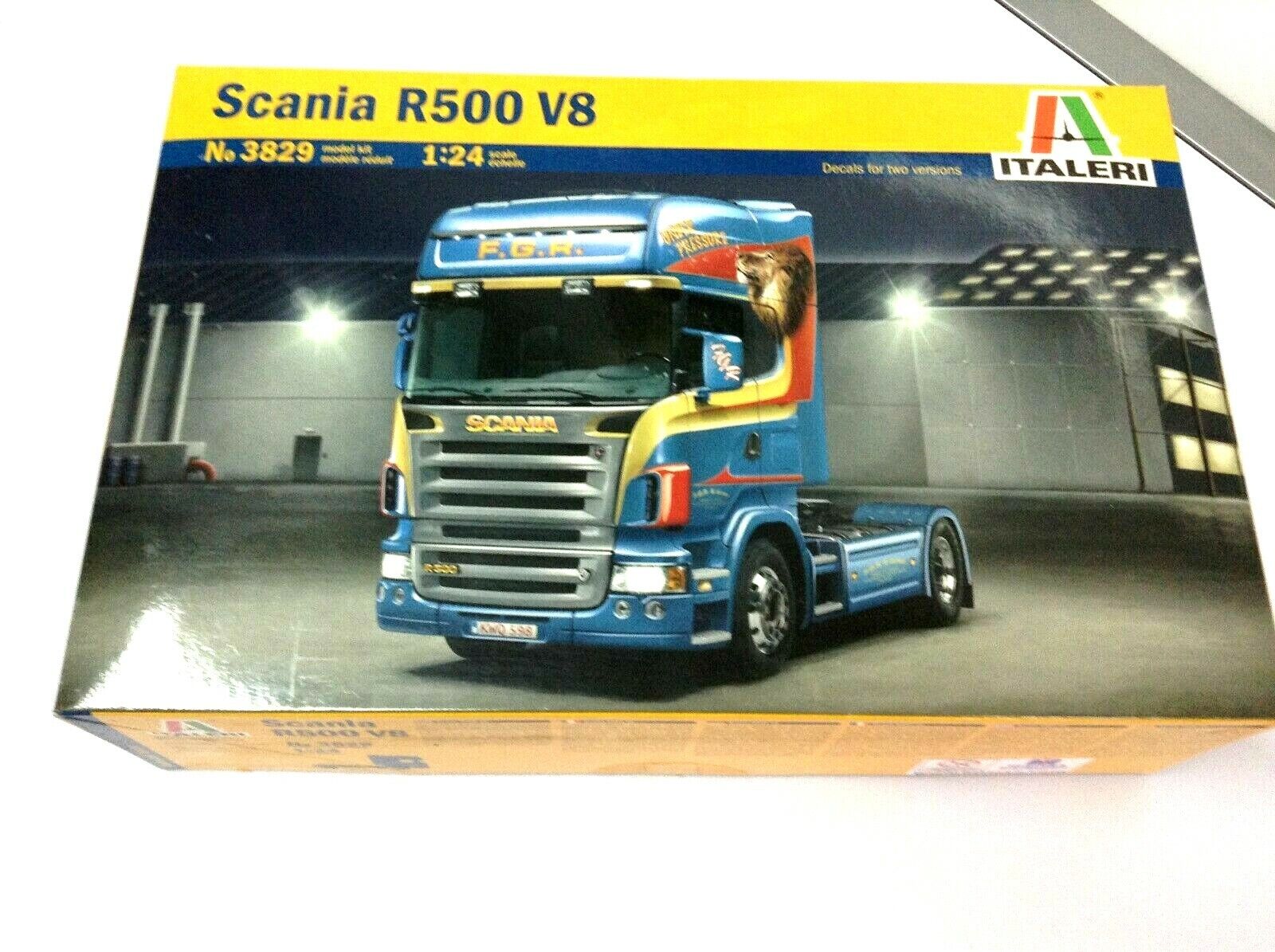 ITALERI 3829 *DISC 1/24 SCANIA R500 V8