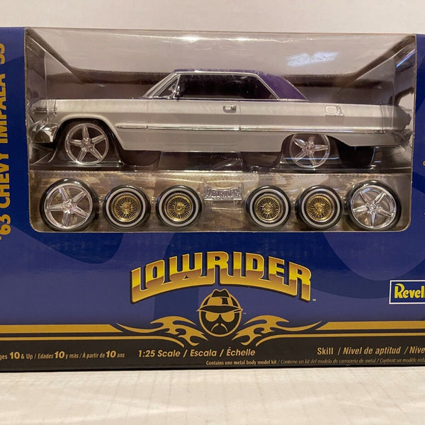 REVELL 85-1588 1/25 Lowrider Magazine 1963 Chevy Impala SS Metal Body
