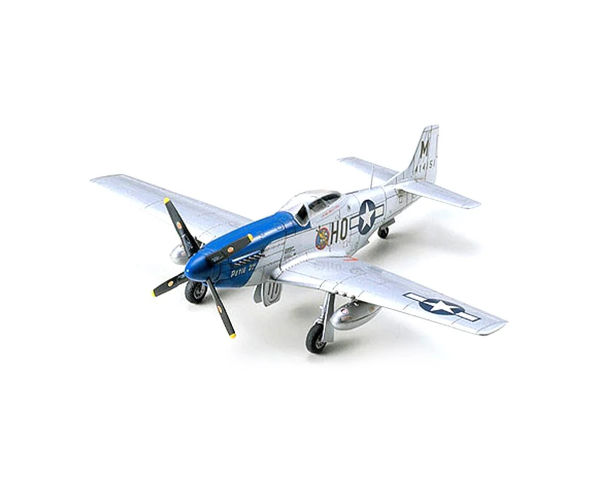 TAMIYA 60749 1/72 P51D Mustang Model Kit