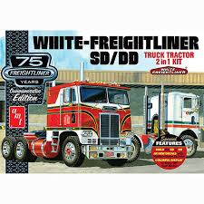 AMT 1046/06 1/25 Freighliner 2 in 1 Single / Dual Tractor White
