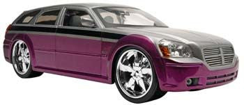 REVELL 85-2093 1/25 Dodge Magnum RT *DISC