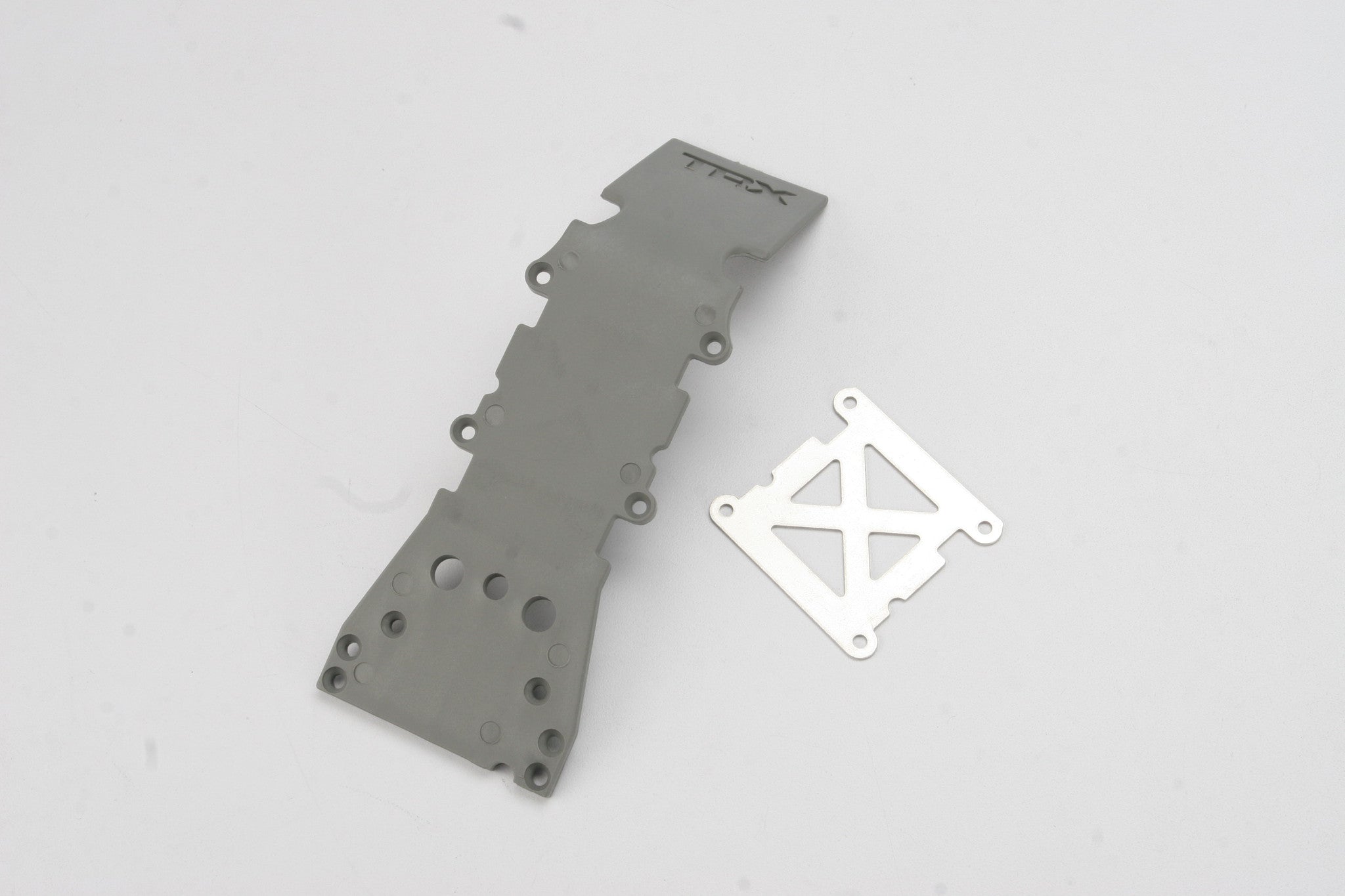 TRAXXAS 4937A Skidplate Front Plastic Grey