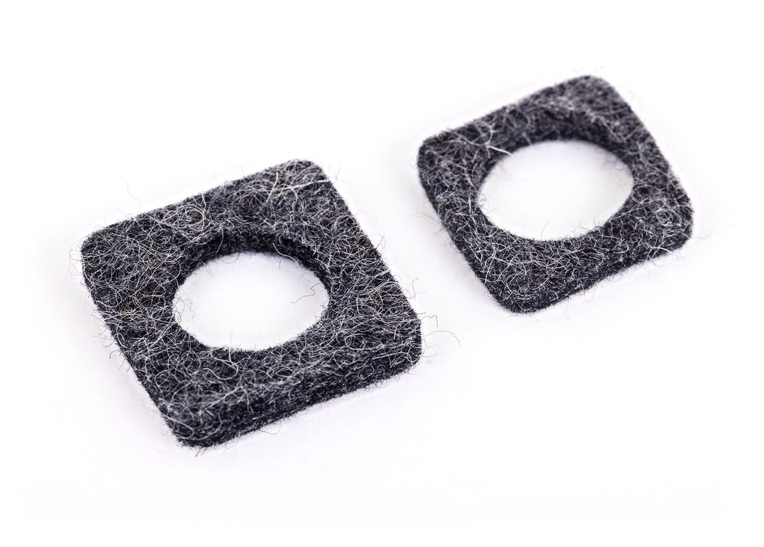TRAXXAS 7851 Bushings, driveshaft, front (1), rear (1)