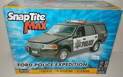 REVELL 85-1228 Snap 1/25 Ford Expedition Police SSV