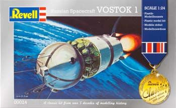 REVELL 00024 1/24 Russian Spacecraft Vostok *DISC*