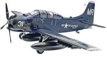 REVELL 85-5327 1/48 Skyraider AD-5 (A-1E)