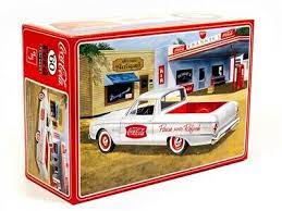 AMT 1189M/12 1/25 1960 Ford Ranchero w/Coke Chest Coca-Cola