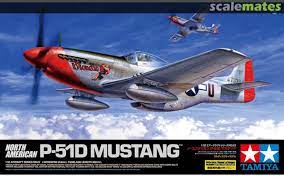 TAMIYA 60322 1/32 North American P-51D Mustang