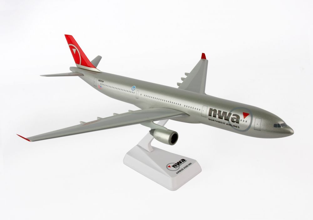 DARON LP0737N A330-300 NORTHWEST (NC) 1/200