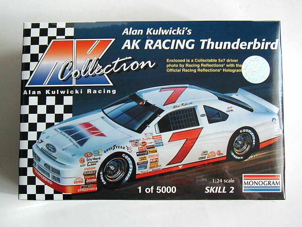 MONOGRAM 0760 *DISC* 1/24 Alan Kulwicki's AK Racing Thunderbird