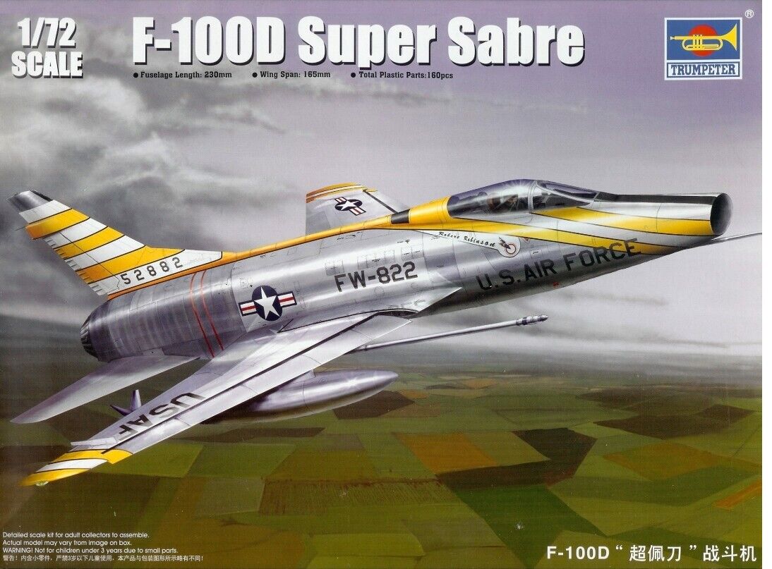 TRUMPETER 01649 1/72 North American F-100D Super Sabre