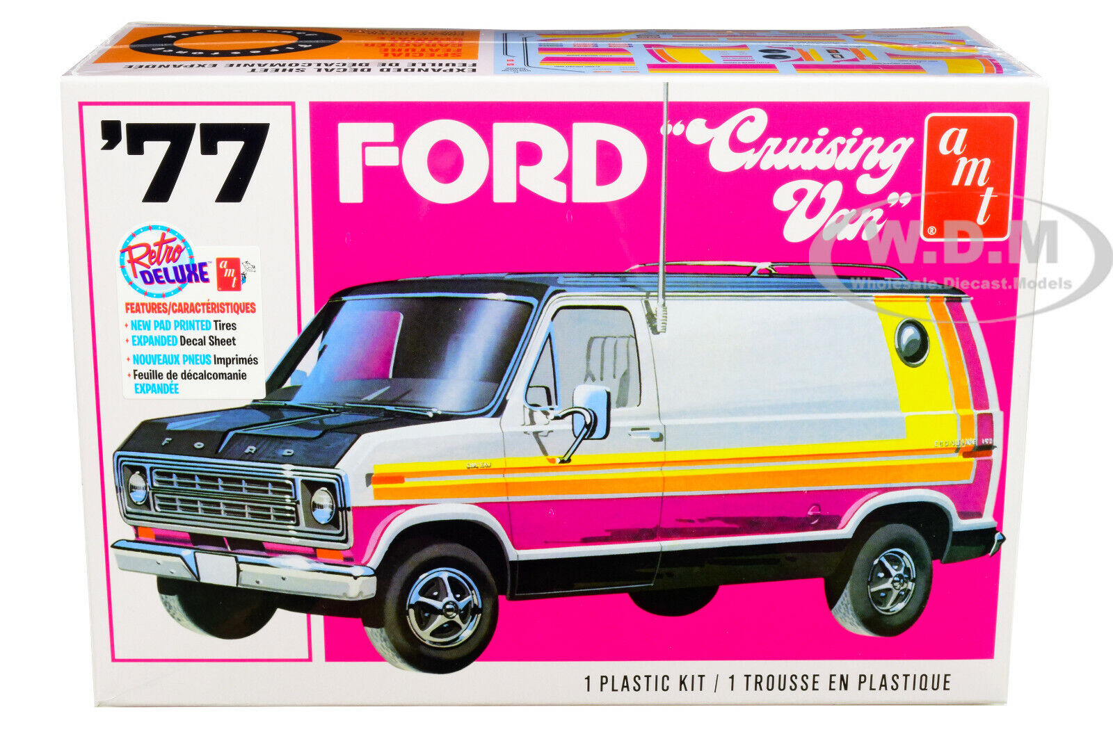 AMT 1108 1/25 1977 Ford Cruising Van