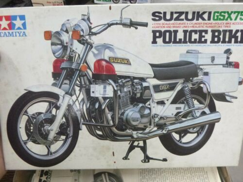 TAMIYA 14020 1/12 Suzuki GSX750 Police Bike