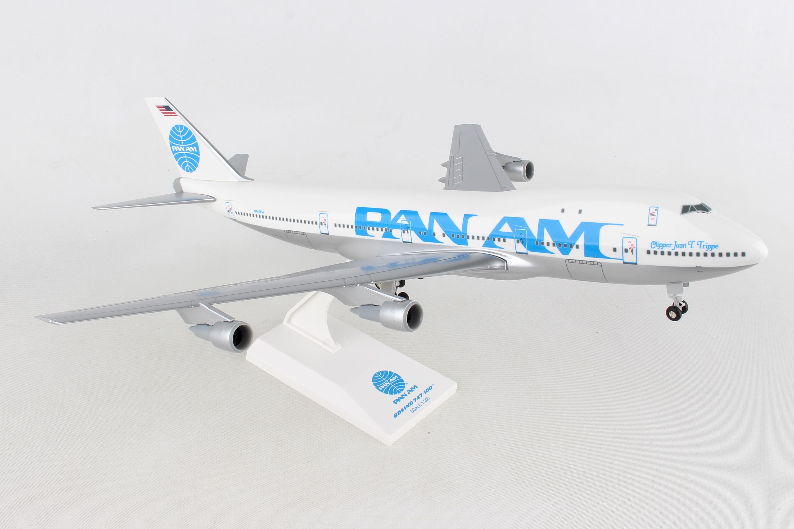 SKYMARKS SKR998 Pan Am 747-100 1/200 with Gear Juan Trippe